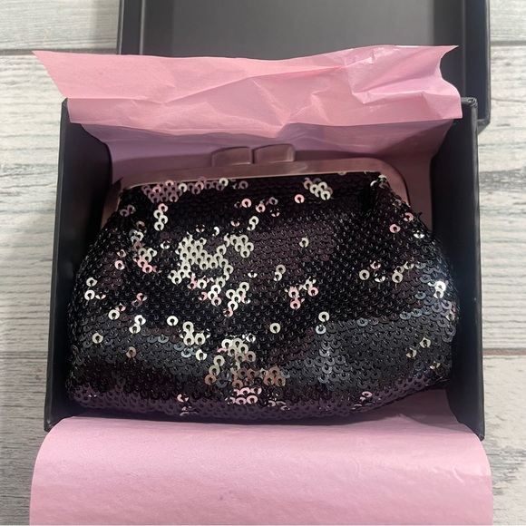 VICTORIA'S SECRET ANGEL FOREVER BLACK SEQUIN COIN CHANGE PURSE w/GIFT BOX NWT - Picture 1 of 14